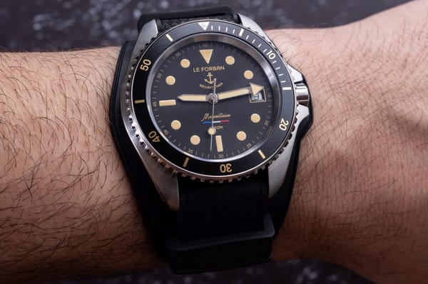 Le Forban Sécurité Mer Marseillaise Watch Review: A Retro Diver Remake Gets The First Rubber Bund Strap