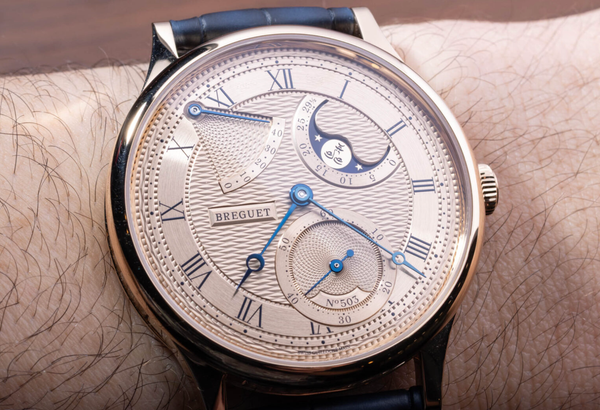 Breguet Classique Phase de Lune 7235: An Exquisite Gold Watch Experience